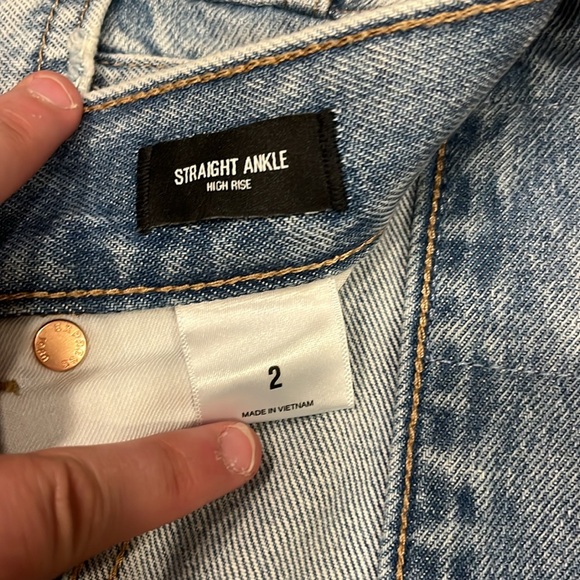 Express Straight Ankle Light Wash Jeans - Picture 5 of 6